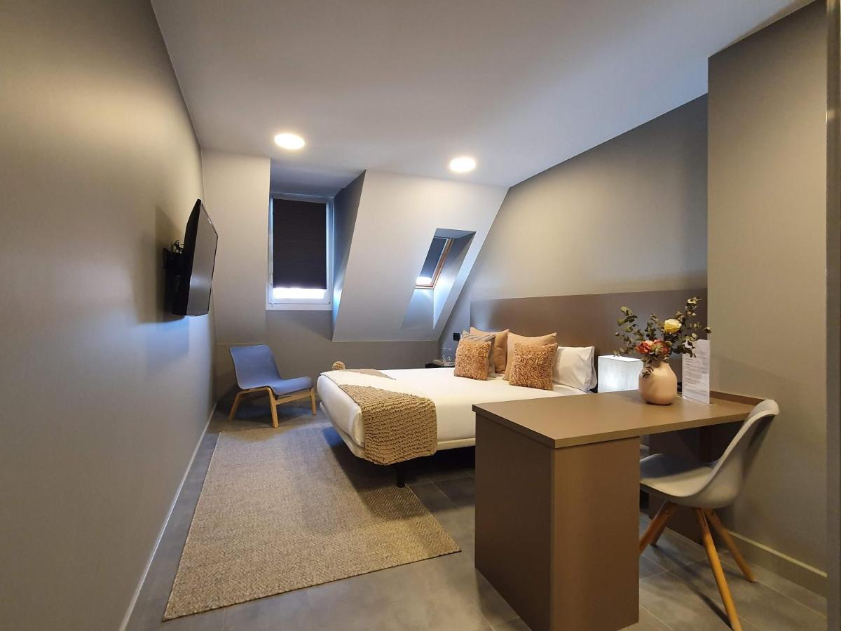 اوفيدو Apartahotel 5Dos5 المظهر الخارجي الصورة