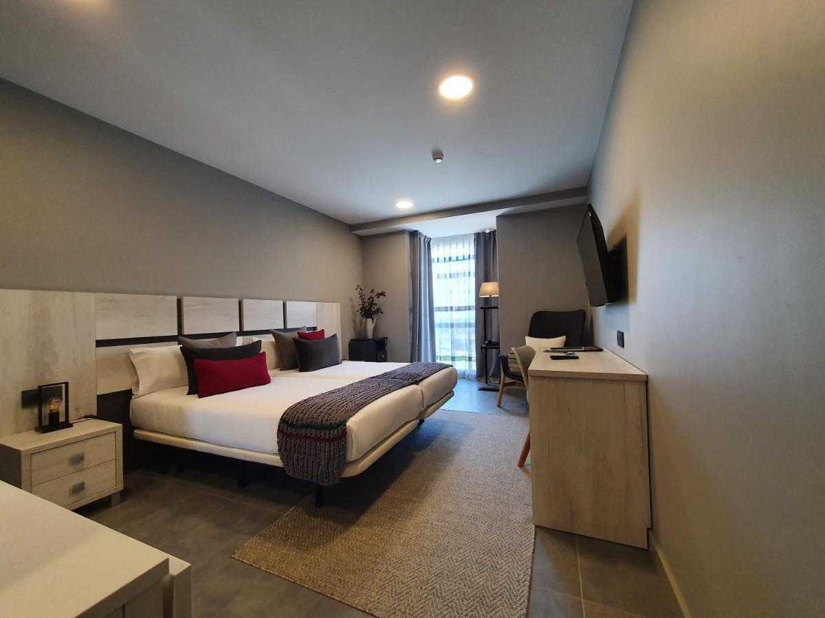 اوفيدو Apartahotel 5Dos5 المظهر الخارجي الصورة