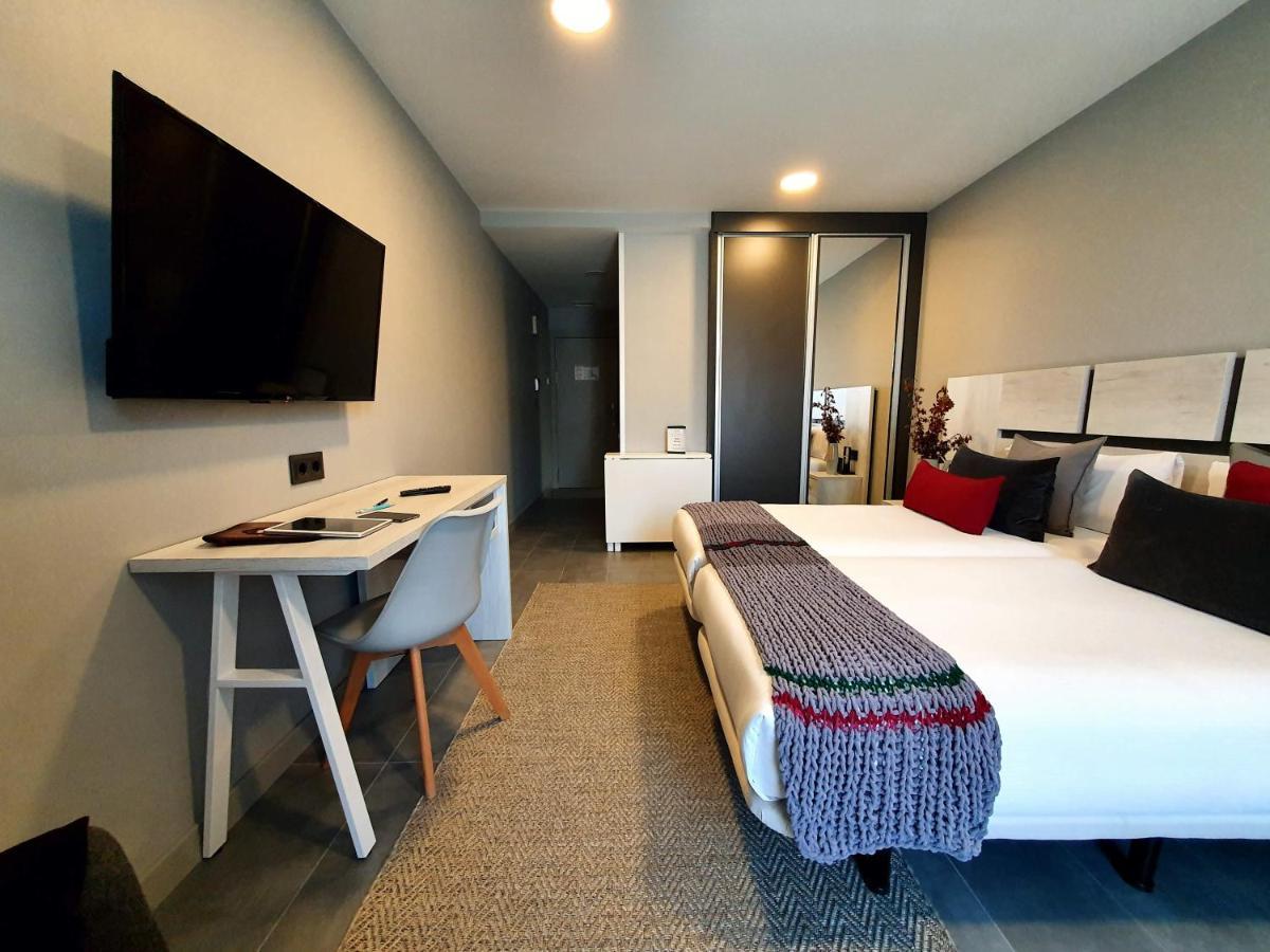 اوفيدو Apartahotel 5Dos5 المظهر الخارجي الصورة