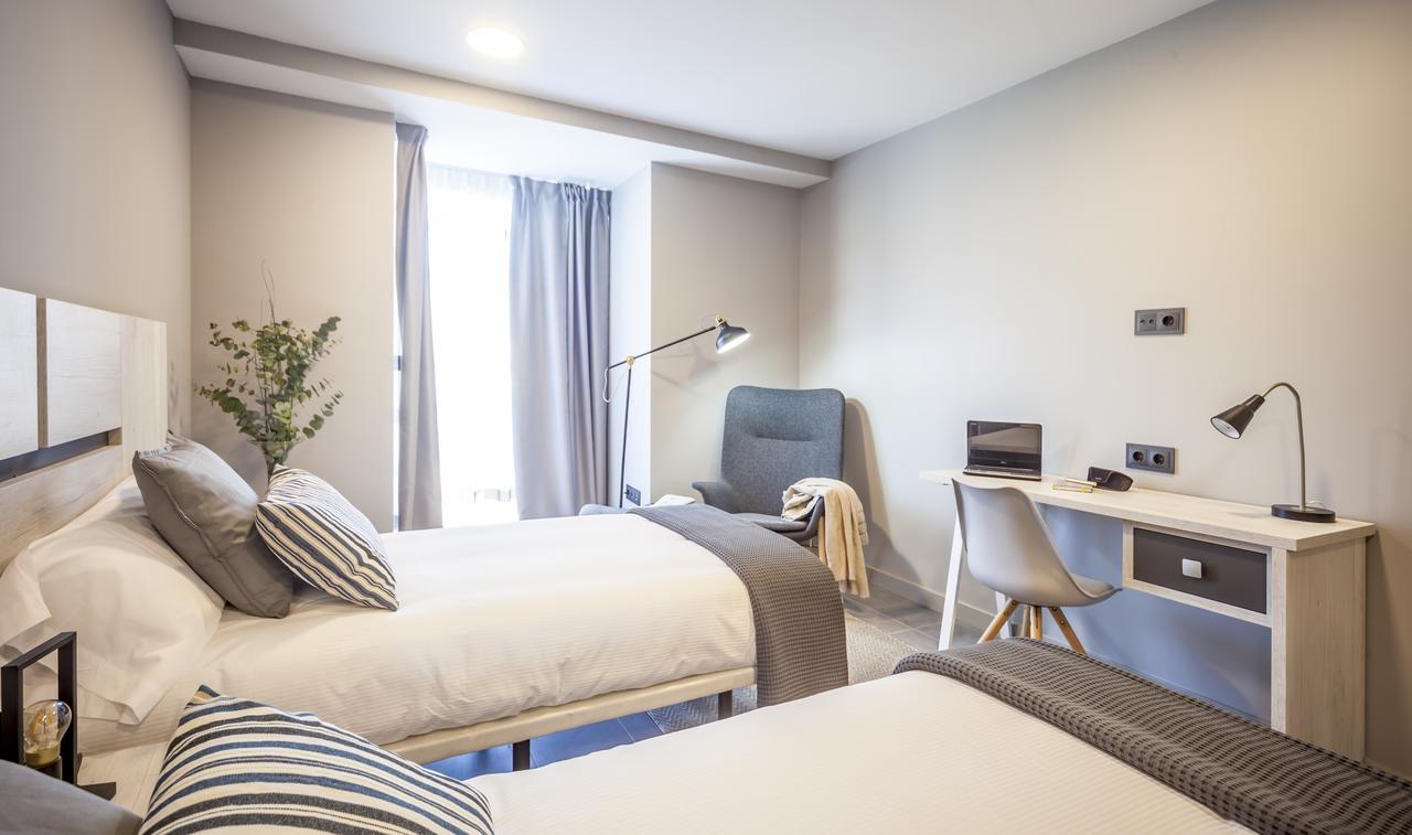 اوفيدو Apartahotel 5Dos5 المظهر الخارجي الصورة